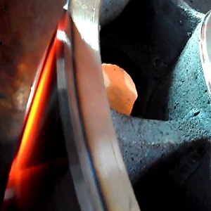 浅析感应加热机对大型铸件的热处理工艺